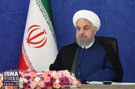 روحانی: به وعده خود مبنی بر واکسیناسیون همه 65 سال به بالاها تا پایان دولت عمل می کنیم.