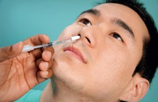 رونمایی از نخستین واکسن استنشاقی کووید-۱۹ در چین