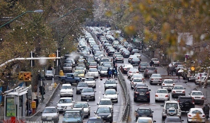 افزایش بار ترافیکی معابر پایتخت پس از بارندگی