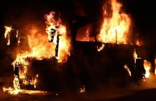 آتش گرفتن یک اتوبوس در آزادراه تهران – پردیس