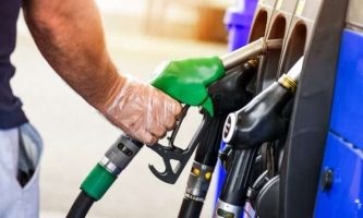 افزایش قیمت بنزین در بودجه ۱۴۰۱ منتفی است