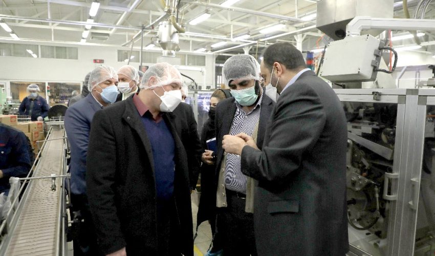 اهتمام در بکارگیری تمام ظرفیت فروشگاه های زنجیره ای برای کاهش فشار اقتصادی بر هموطنان