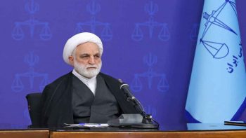 گاهی وقت‌ها یک شب بازداشت بودن زندگی طرف را زیر و رو می‌کند