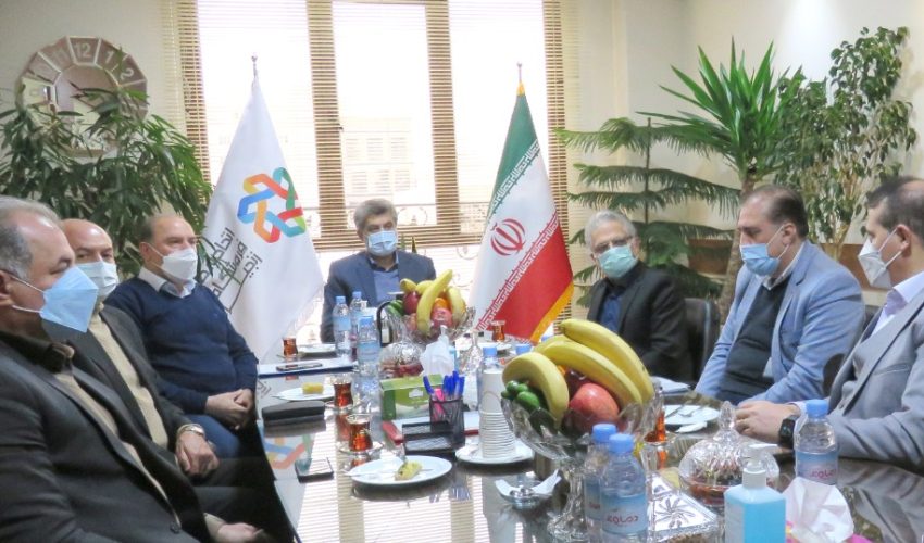 ضرورت توسعه‌ی فروشگاه های زنجیره ای در سراسر کشور