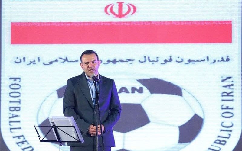 عزیزی خادم برکنار شد