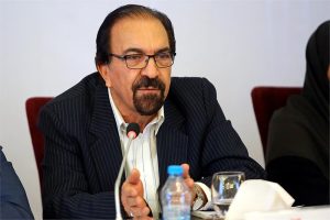 دولت با سهم ۱۵ درصدی، در ترکیب خودروسازی‌ها نفوذ دارد