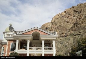 تصاویری از تخریب ابر کاخ جاده چالوس