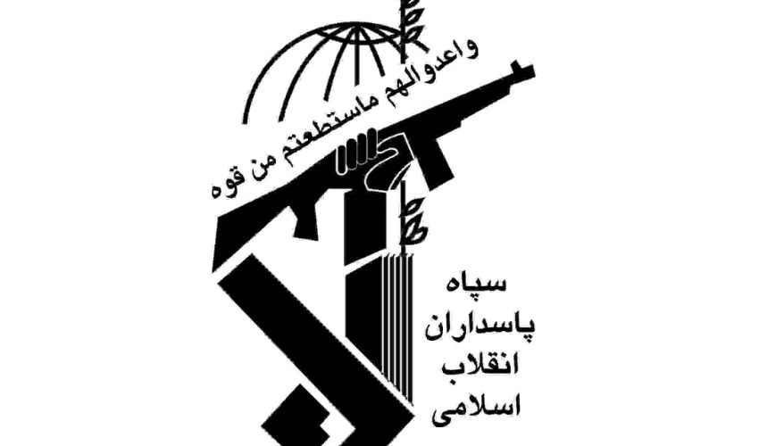 نشست محمدمهرزاد با اصحاب رسانه به مناسبت سالروز تاسیس سپاه