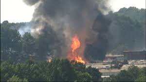 آتش‌سوزی کارخانه مواد شیمیایی در آمریکا
