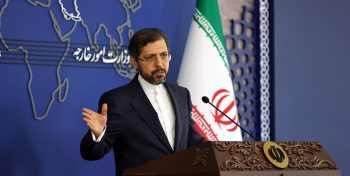واکنش خطیب زاده به جایزه ۱۵ میلیون دلاری آمریکا در ازای دریافت اطلاعات درباره سپاه