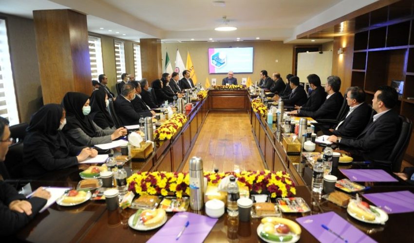 هلدینگ فناوری اطلاعات بانک ایران زمین، میزبان روسای شعب استان تهران
