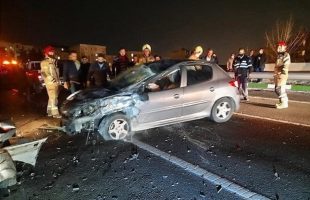 سقوط مرگبار خودرو سواری از پل صدر تهران