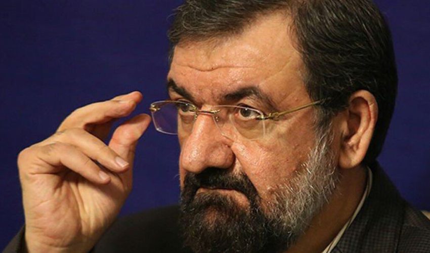 محسن رضایی را از کابینه اخراج کنید