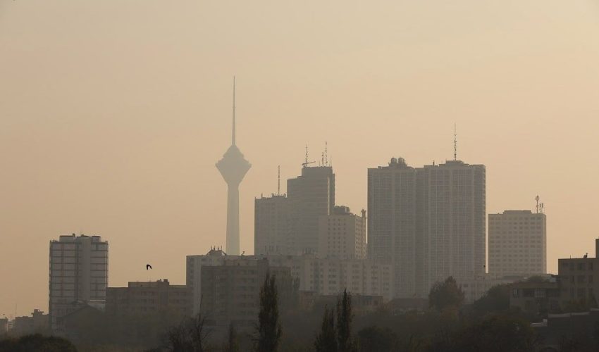 هوای تهران برای تمام گروه های سنی ناسالم است