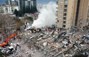 سقوط برج‌ها ۶ روز پس از زلزله در ترکیه!