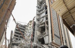 لحظه‌ی فرو ریختن یک ساختمان ۷ طبقه در ترکیه