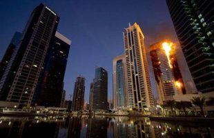 آتش‌سوزی گسترده در برج مسکونی در امارات