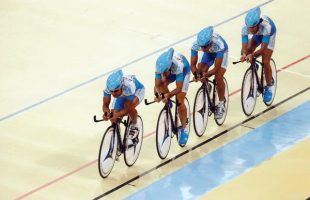 برخورد شدید دوچرخه‌سواران در مسابقات پیست قهرمانی آسیا