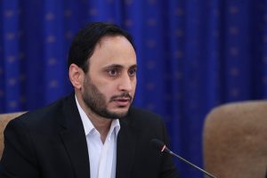 واکنش سخنگوی دولت به شایعه گرانی بنزین: باید به این شایعات خندید!