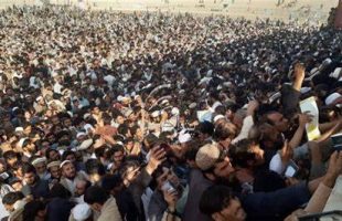 اجتماع بی‌سابقه مردم معترض پاکستان درپی حبس عمران خان
