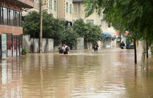 وضعیت اسفناک شهر آستارا پس از بارش باران