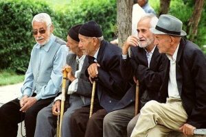 حقوق بازنشستگان چگونه و چقدر افزایش می‌یابد؟
