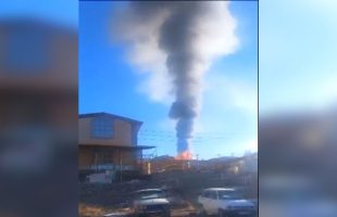 آتش سوزی واحد تولیدی در شهرک عالی نسب بستان آباد