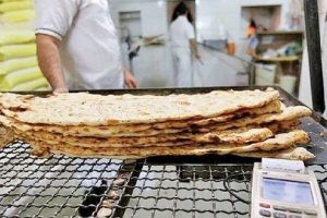 حکایت کم‌فروشی و گران‌فروشی در بازار نان