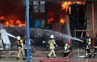 ️آتش‌سوزی در یک انبار مواد غذایی در جاده قدیم کرج