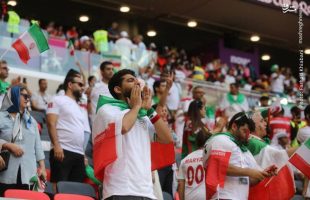 کری خوانی هواداران ایران و قطر در بازار سوق واقف دوحه
