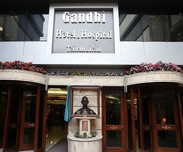 پروانه بیمارستان گاندی تمدید نشده بود