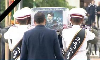 ورود پیکر رئیس جمهور شهید و همراهانش به فرودگاه مهر آباد