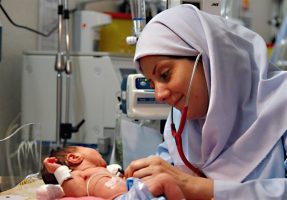 افزایش ۳۰ درصدی حقوق ماماها از اول تیر