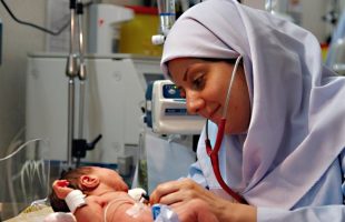 افزایش ۳۰ درصدی حقوق ماماها از اول تیر