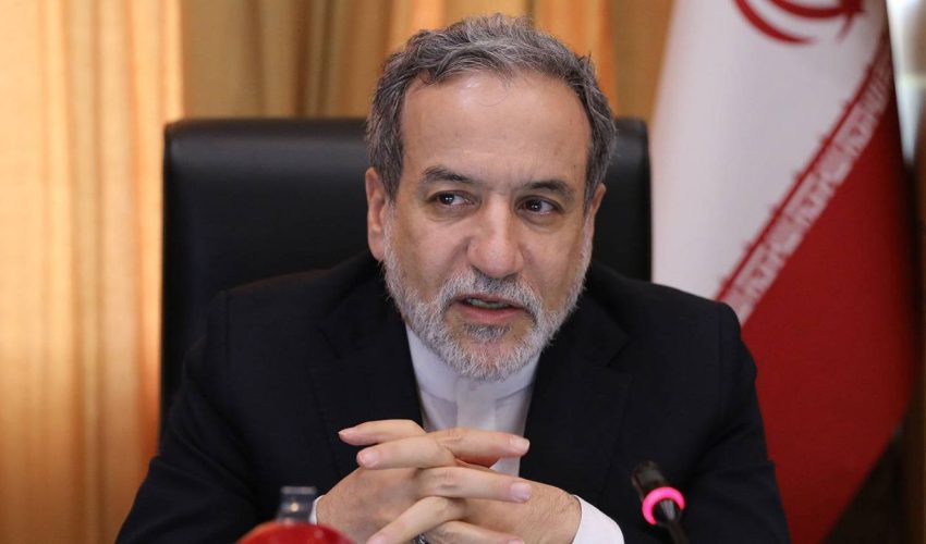عراقچی: ورود بازرسان آژانس به ایران با تصمیم شعام و برای تعویض سوخت نیروگاه بوشهر