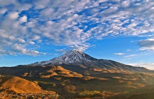 قله دماوند از نگاه یک پاراگلایدر سوار