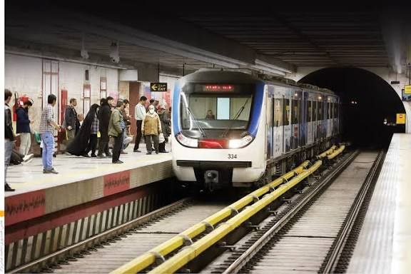 بازگشت ساعت فعالیت مترو تهران به روال عادی