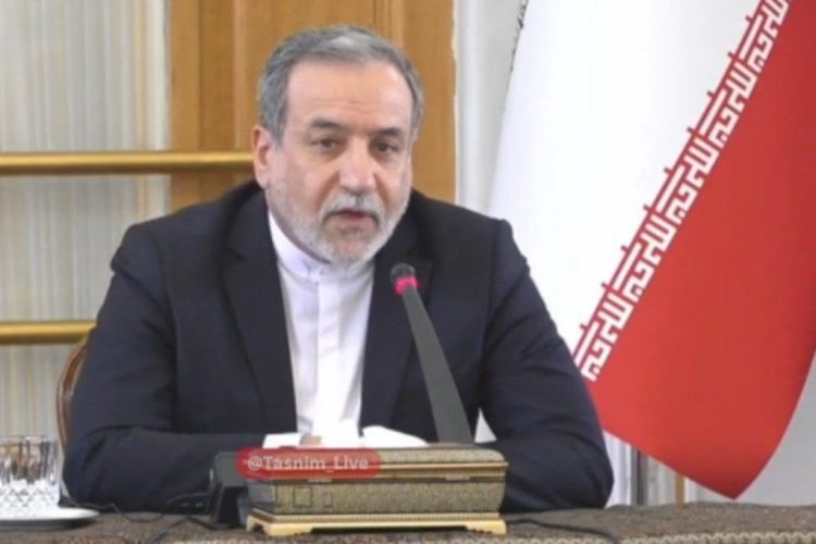عراقچی: ما فتوا داریم و دکترین امنیتی ما اصلاً شامل سلاح هسته‌ای نیست