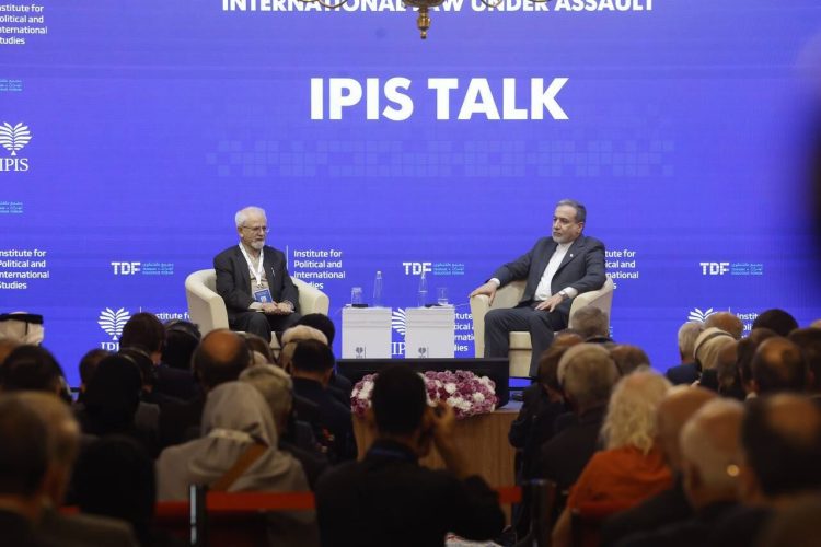 عراقچی: درخواست برای مذاکره مجددا شروع شده است