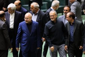 پزشکیان: عامل تورم دولت و مجلس هستند