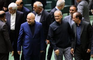 پزشکیان: عامل تورم دولت و مجلس هستند