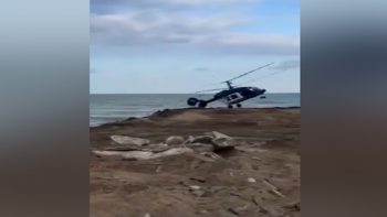 سقوط بالگرد روسیه در ساحل خزر