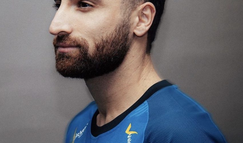 علیرضا جهانبخش با امضای قراردادی یک‌ساله راهی تیم دندر بلژیک شد.