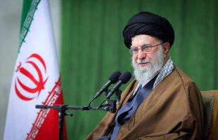 فیلم کامل بیانات در دیدار دست‌اندرکاران کنگره شهدای استان البرز.