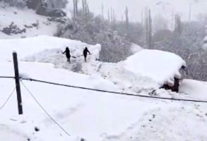 بارش برف روستای زیبای سراقاسید کوهرنگ