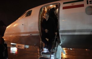 وزیر امور خارجه و هیئت مذاکره کننده ایرانی، با استقبال مقامی از وزارت امور خارجه سوئیس وارد ژنو شد