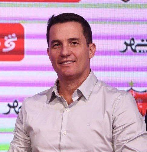 پرسپولیس با اوسمار تمدید کرد