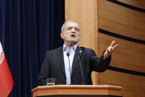 انتقاد پزشکیان از شکوری راد: اگر حرفش را ثابت کرد ما را دار بزنند