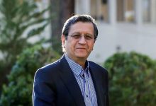 واکنش همتی به تهدیدهای آمریکا: «جوجه را آخر پاییز می‌شمارند»